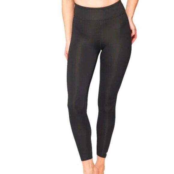 Tuff Athletics Pants - Tuff Athletics Women’s Yoga Crop Tight (M) Supper Confortable